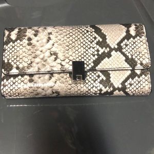 Nine West Snake skin Wallet/Like New